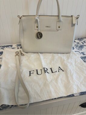 Authentic Furla White Handbag/Shoulder Bag